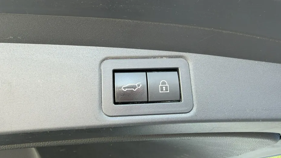 TOYOTA Corolla -
