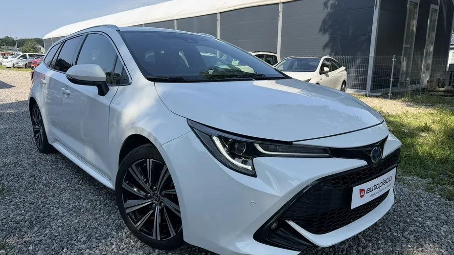 TOYOTA Corolla -