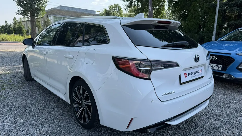TOYOTA Corolla -