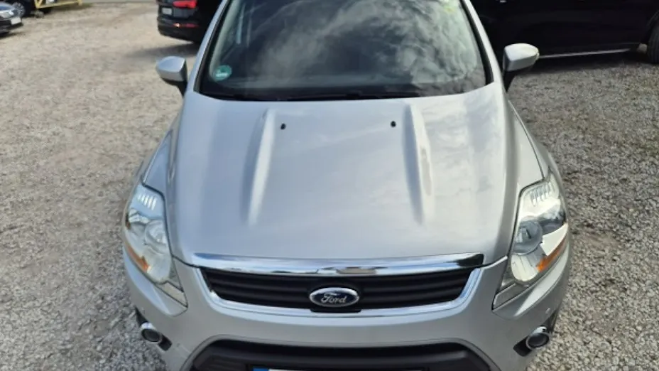 FORD Kuga -