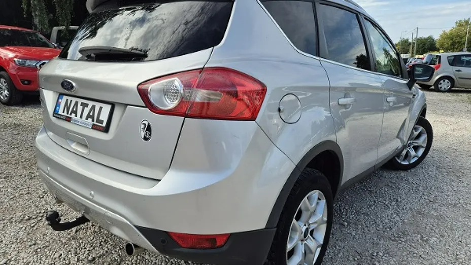 FORD Kuga -