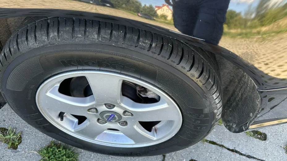 VOLVO V50 -