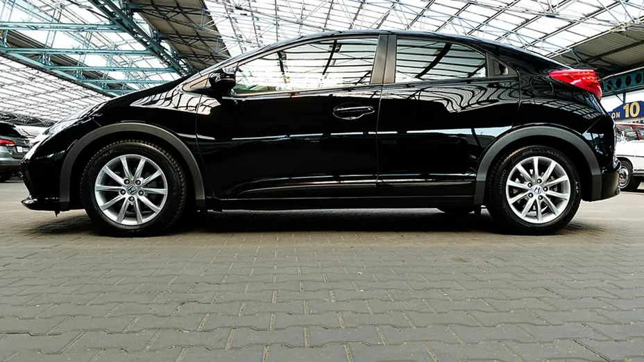 HONDA Civic -