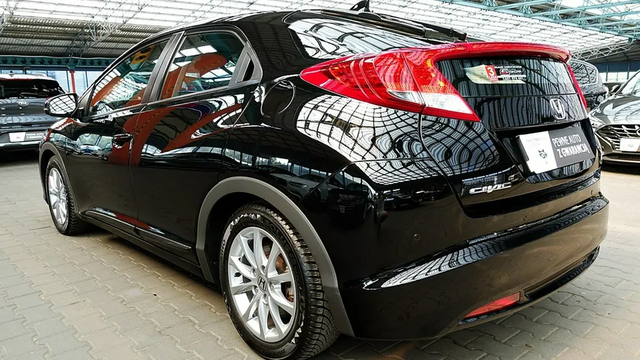HONDA Civic -