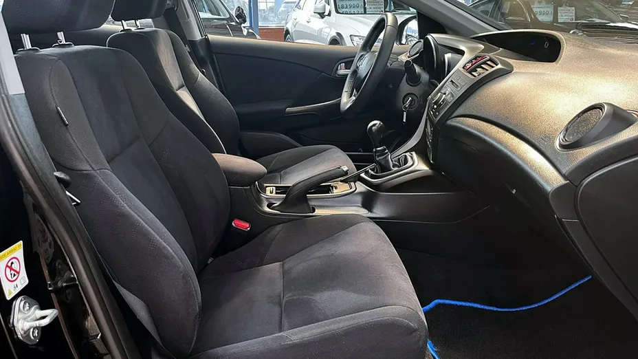 HONDA Civic -