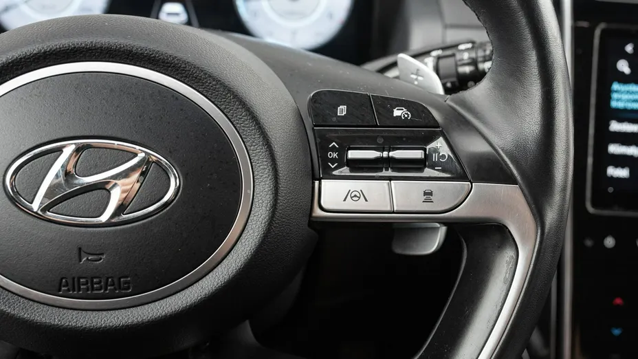 HYUNDAI Tucson -