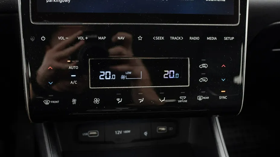 HYUNDAI Tucson -