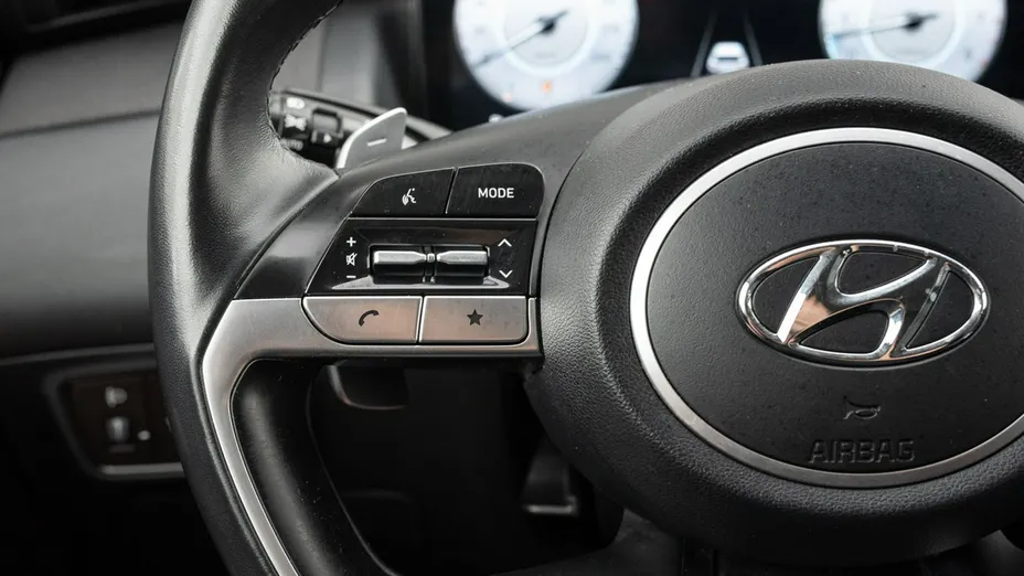 HYUNDAI Tucson -