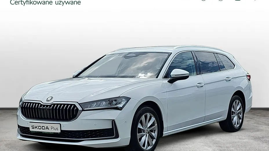 SKODA Superb -