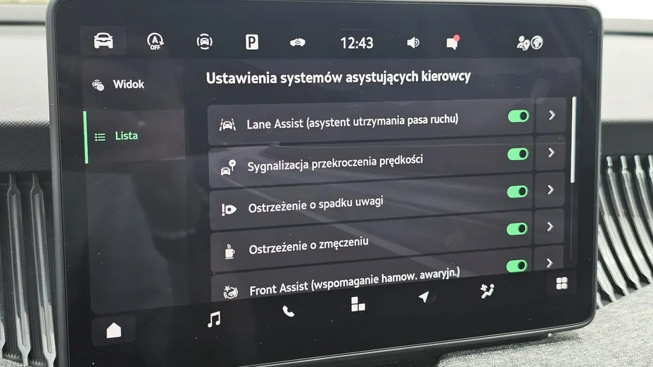 SKODA Superb -