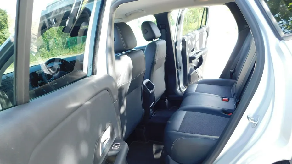 MERCEDES-BENZ GLA -