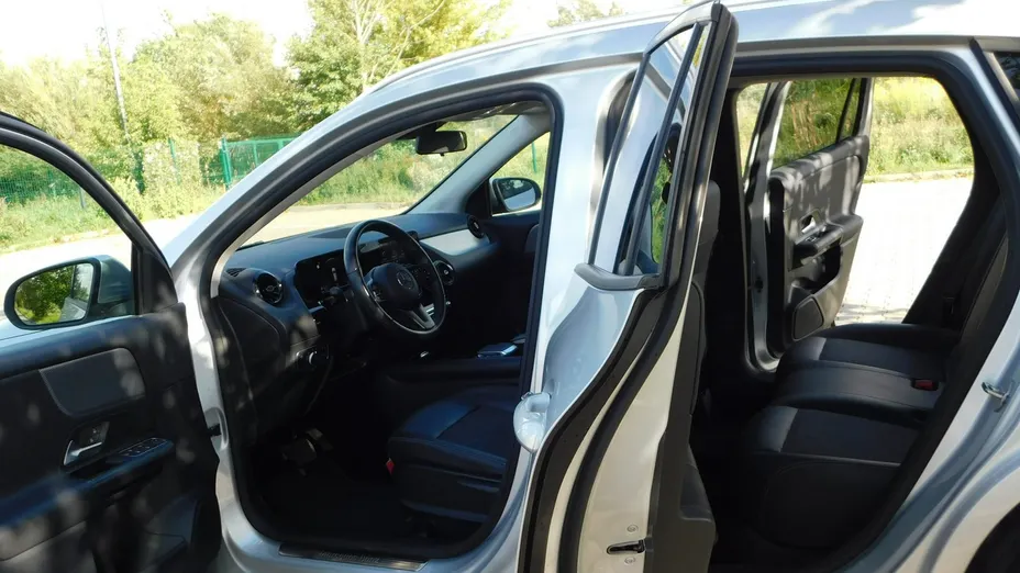 MERCEDES-BENZ GLA -