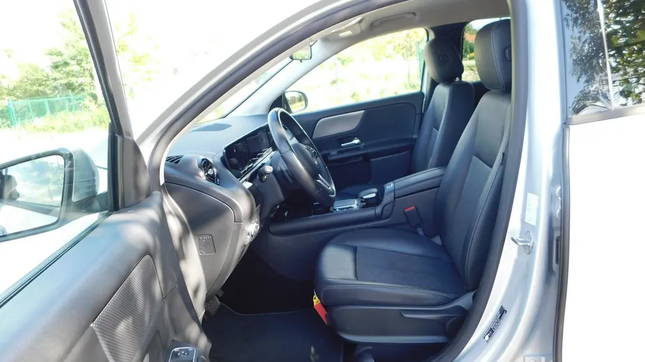 MERCEDES-BENZ GLA -