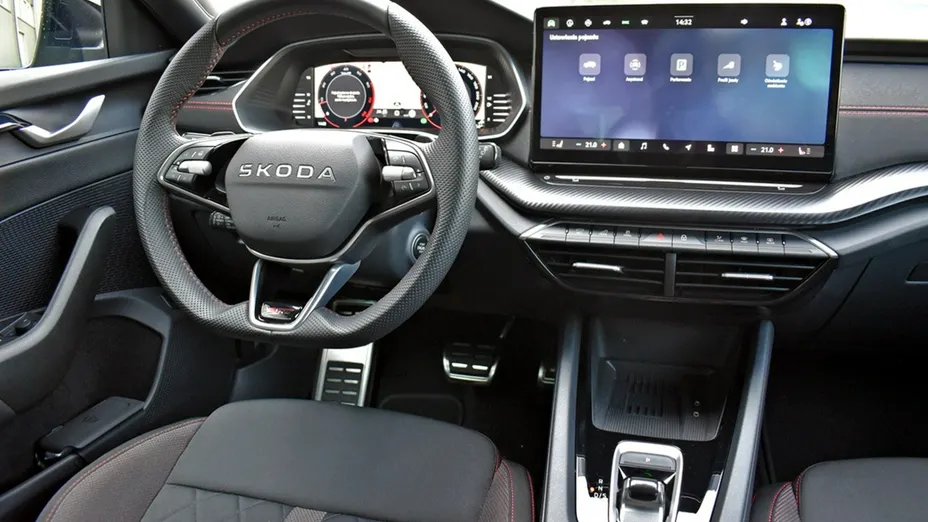 SKODA Octavia -