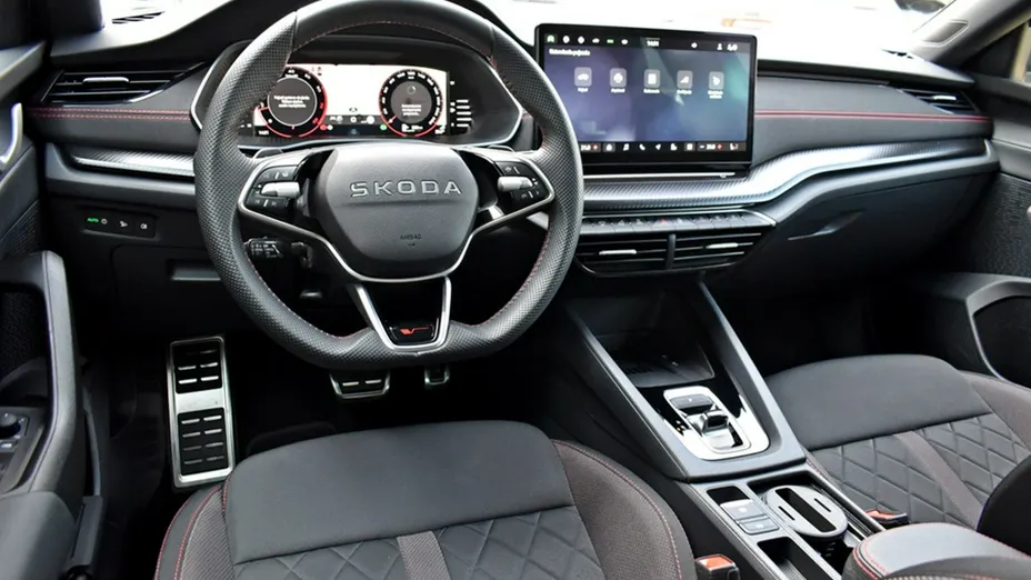 SKODA Octavia -