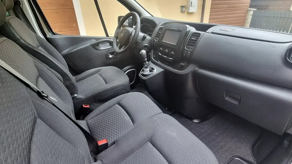 OPEL Vivaro -