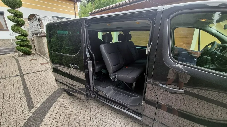 OPEL Vivaro -