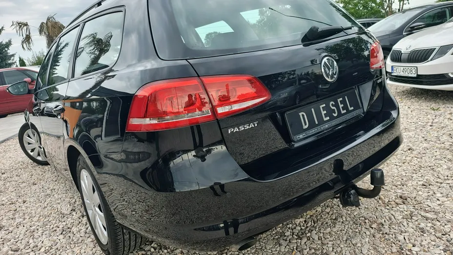 VOLKSWAGEN Passat -