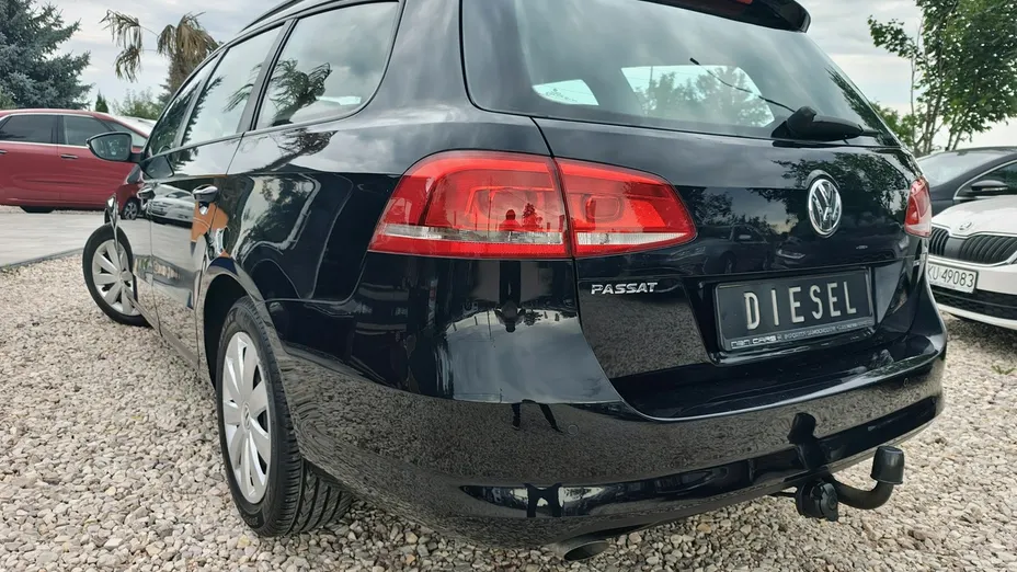 VOLKSWAGEN Passat -