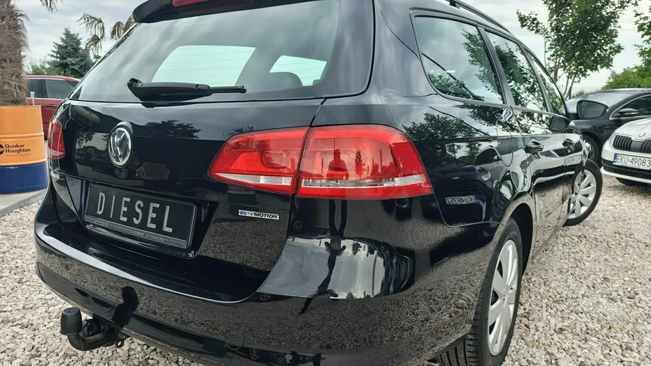 VOLKSWAGEN Passat -