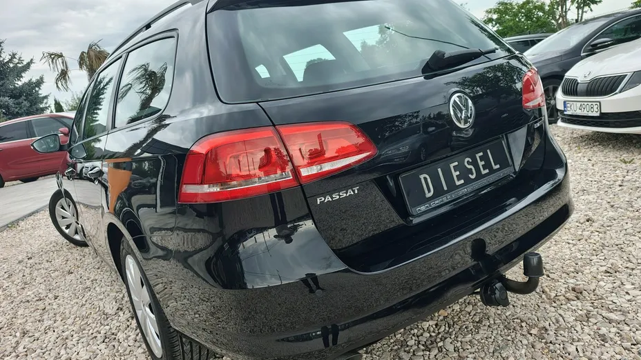 VOLKSWAGEN Passat -