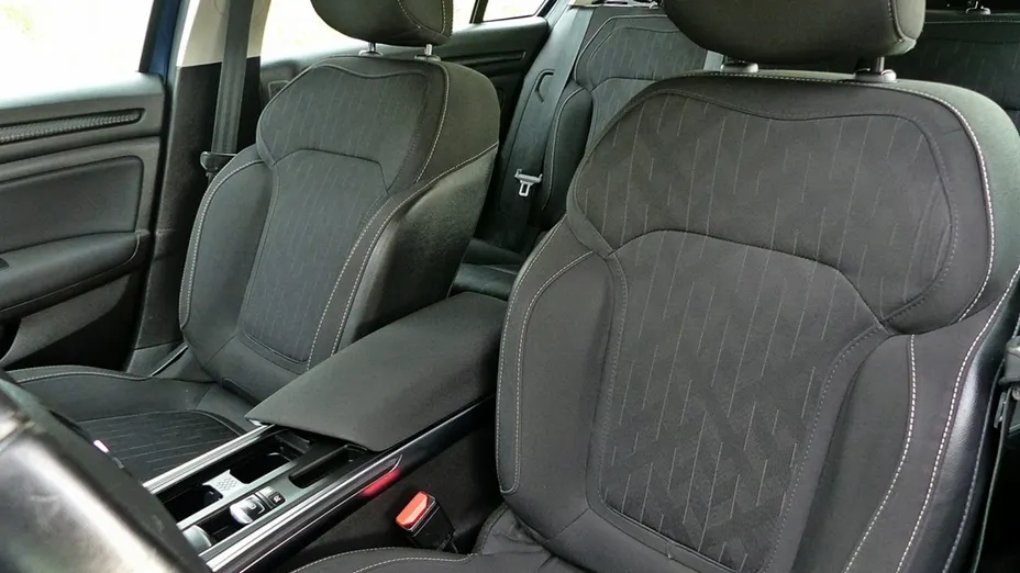 RENAULT Megane -