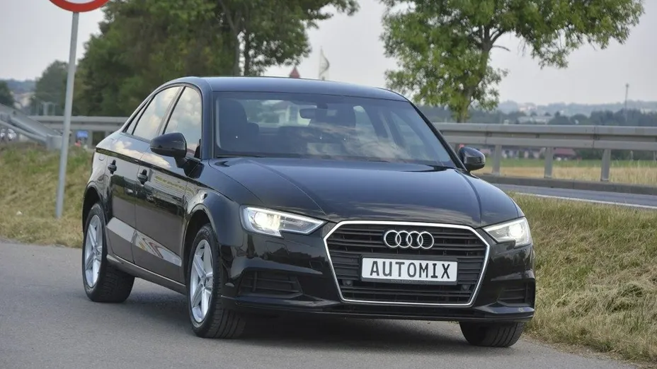 AUDI A3 -