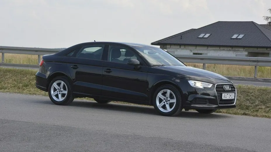 AUDI A3 -