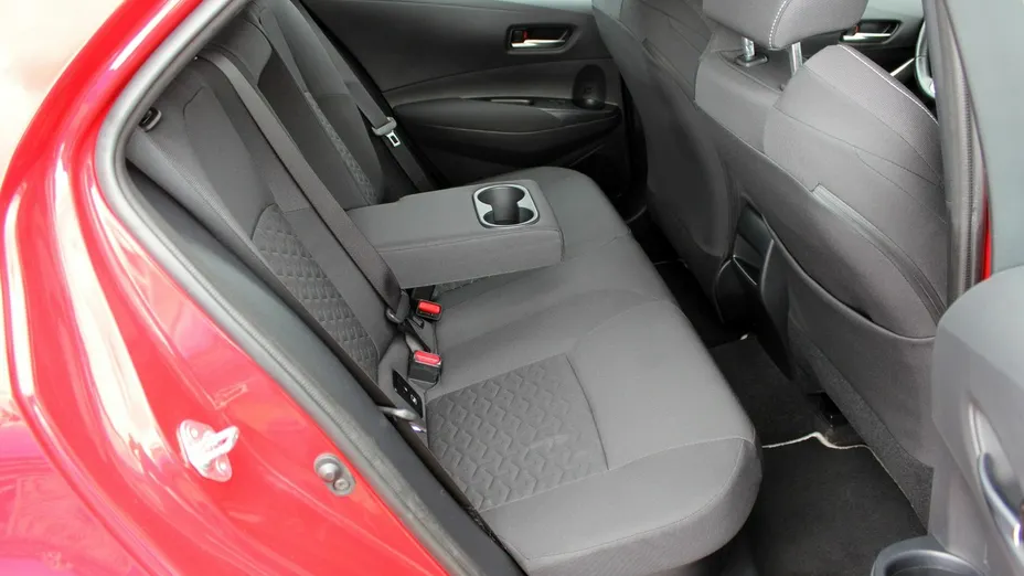 TOYOTA Corolla -