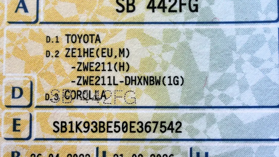 TOYOTA Corolla -