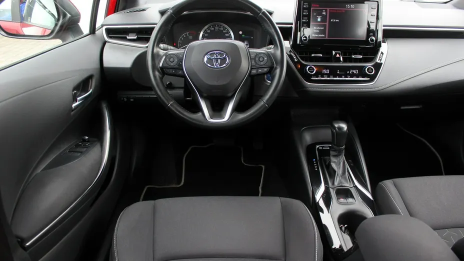 TOYOTA Corolla -