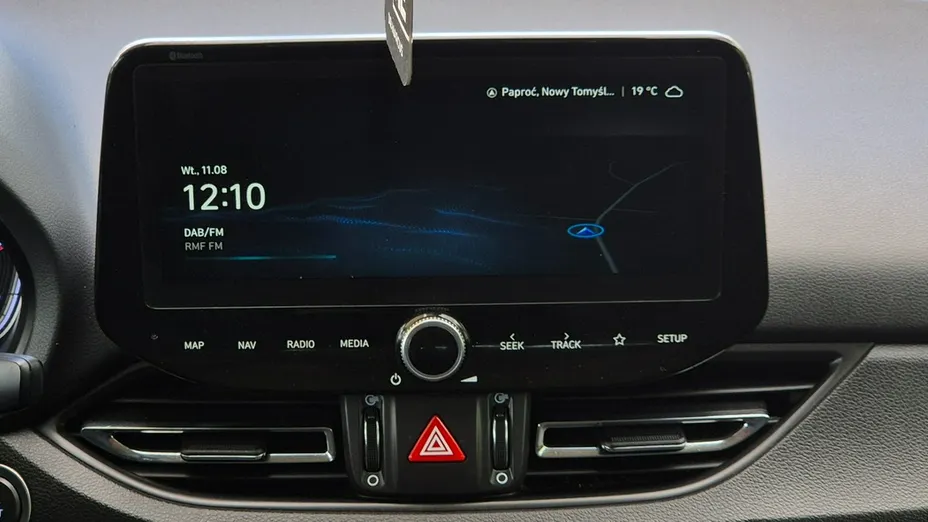 HYUNDAI i30 -
