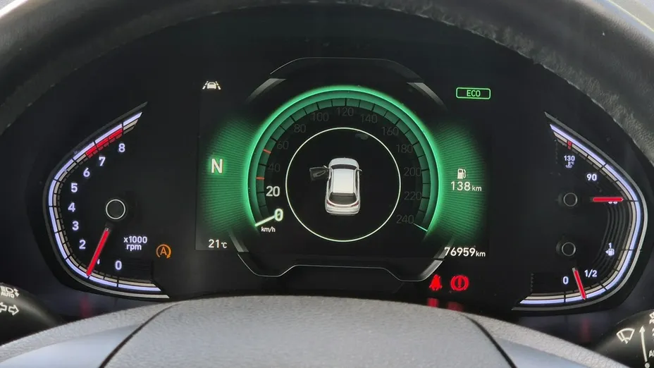 HYUNDAI i30 -