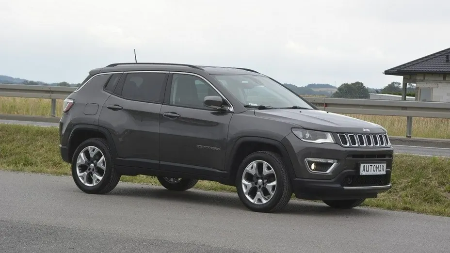 JEEP Compass -