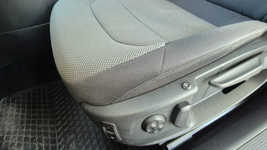 VOLKSWAGEN Passat -