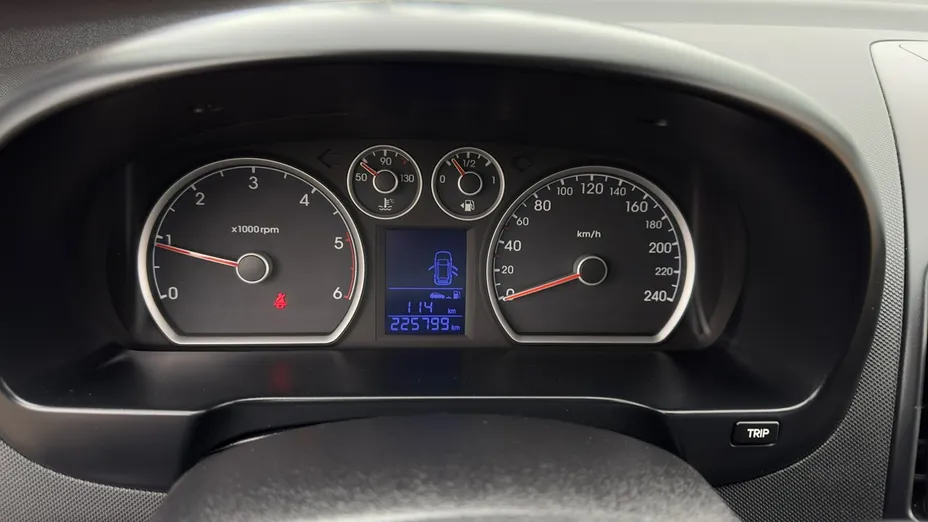 HYUNDAI i30 -