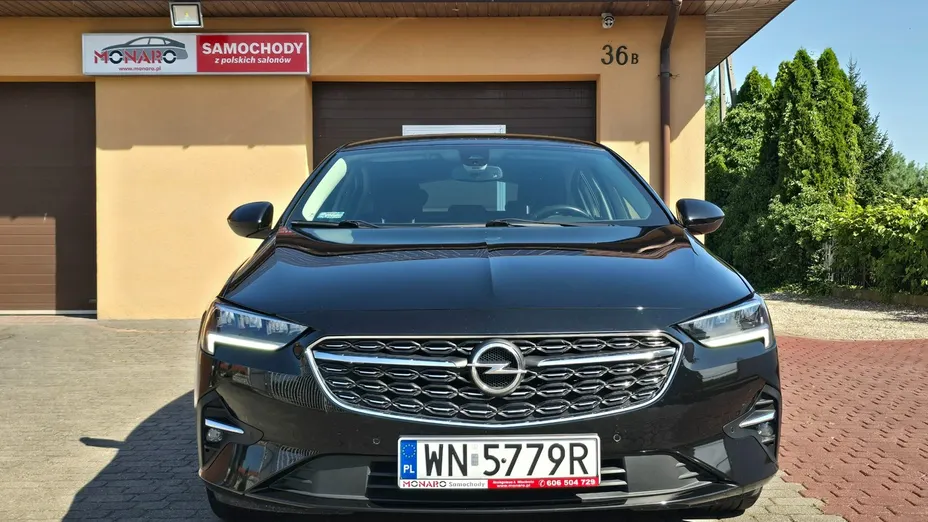 OPEL Insignia -