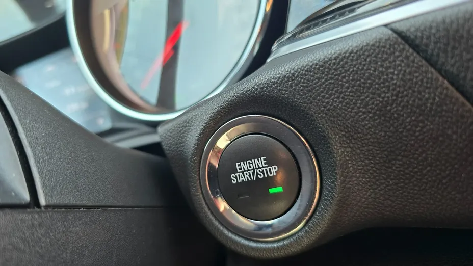 OPEL Insignia -