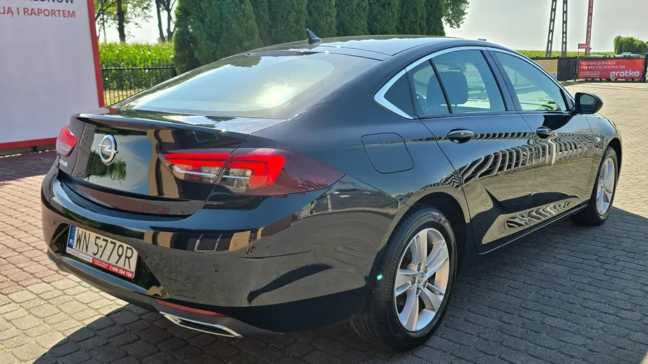 OPEL Insignia -