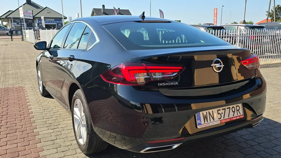 OPEL Insignia -