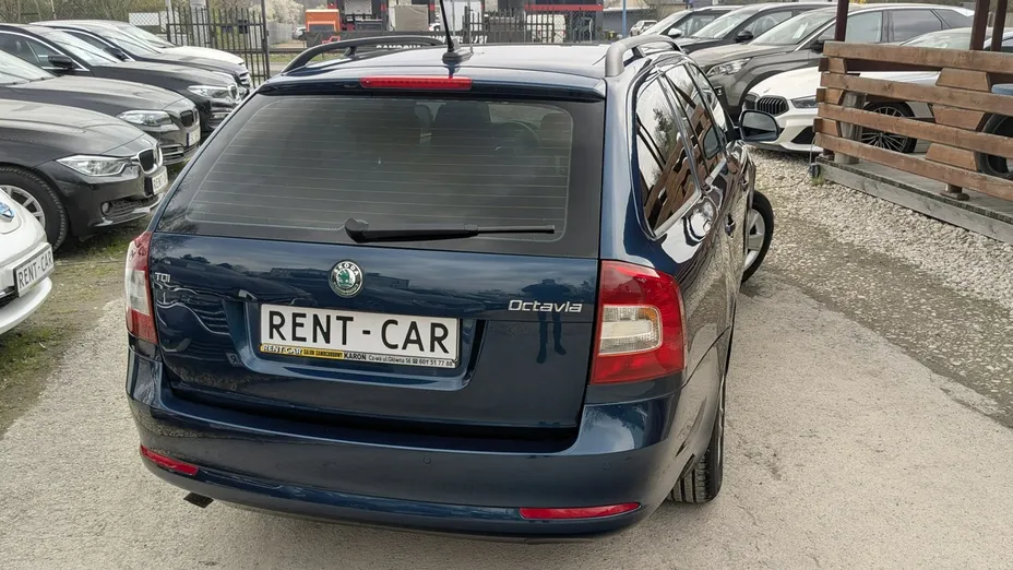 SKODA Octavia -