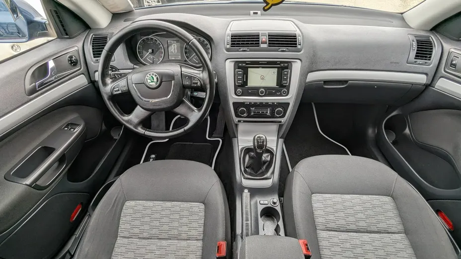 SKODA Octavia -