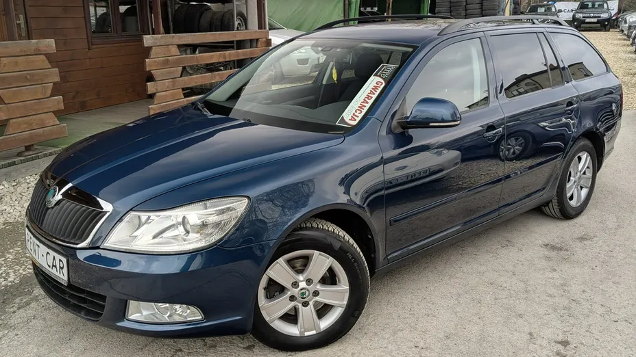 SKODA Octavia -