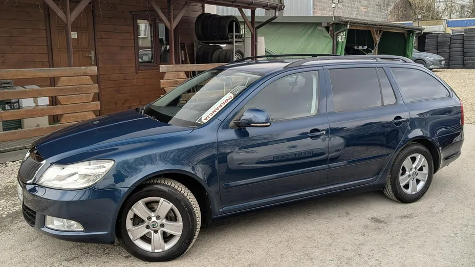 SKODA Octavia -