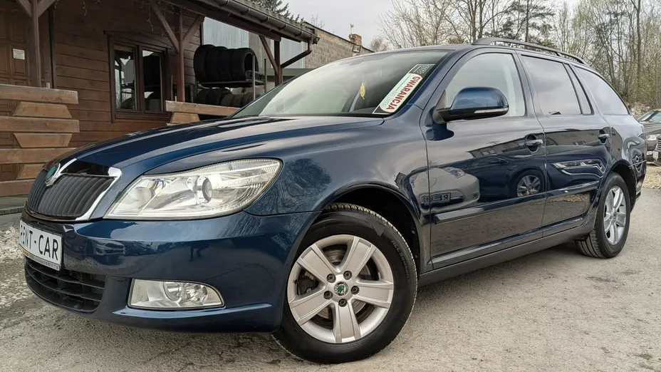 SKODA Octavia -