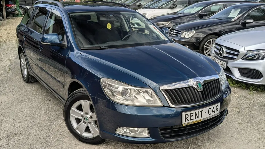 SKODA Octavia -
