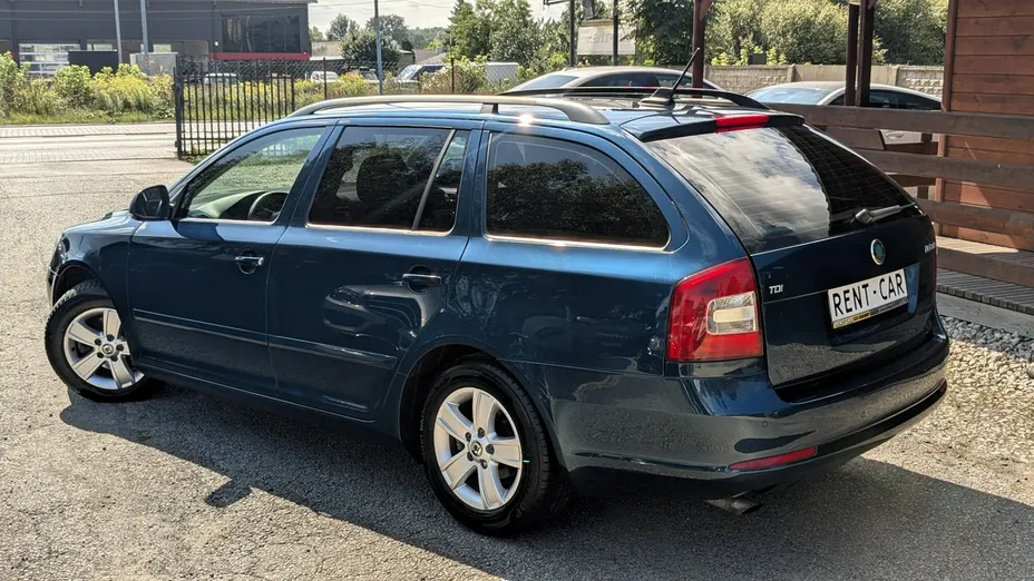 SKODA Octavia -