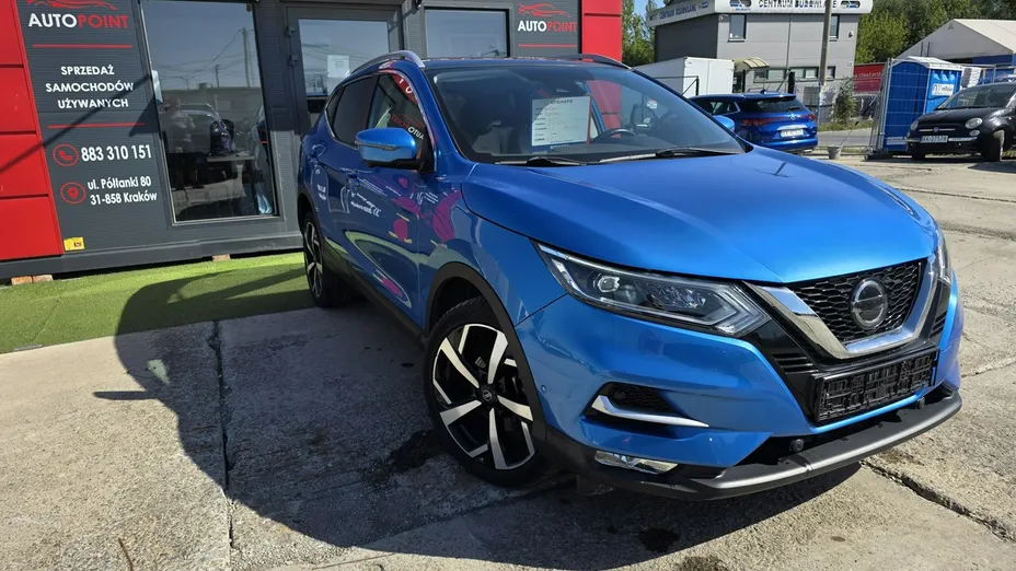 NISSAN Qashqai -