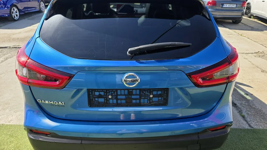 NISSAN Qashqai -