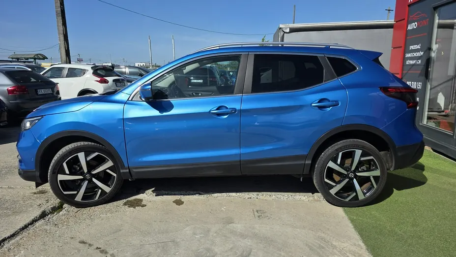 NISSAN Qashqai -